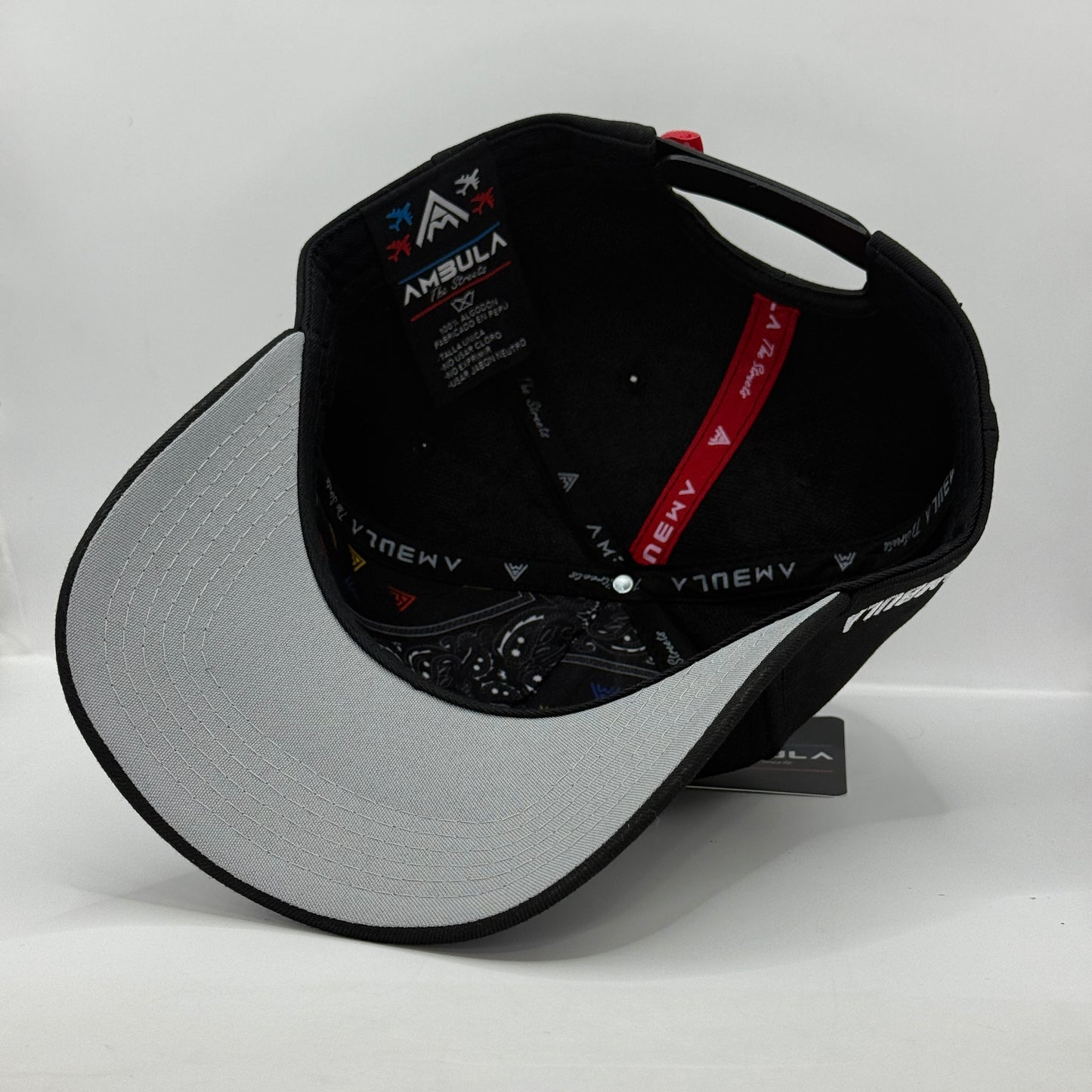 Gorra Clásica AMBULA - Edición "RESILIENCIA" (Negro & Blanco)