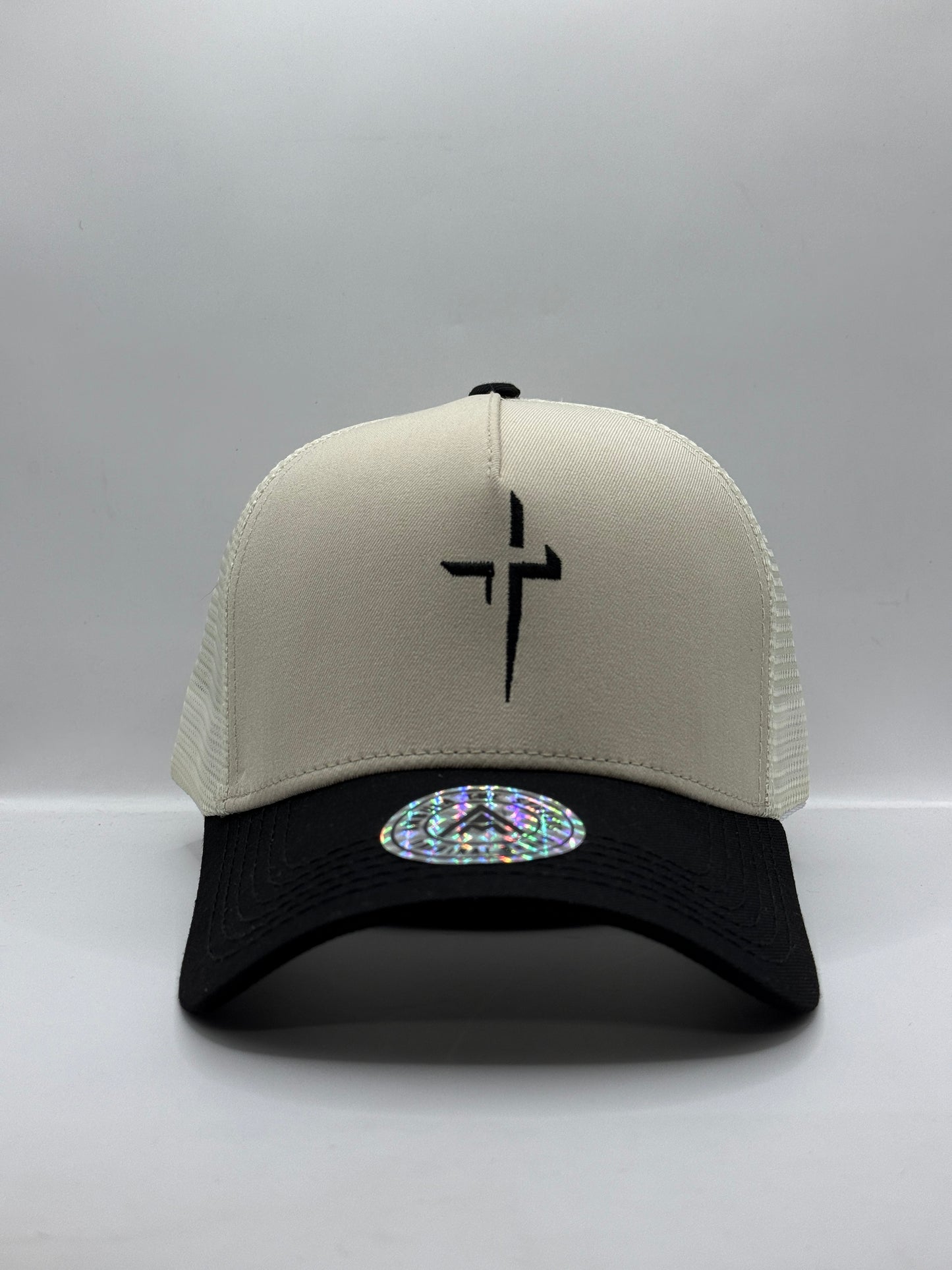 Gorra / Jockey AMBULA - Edición "CRUZ MINIMAL" (Beige & Negro)