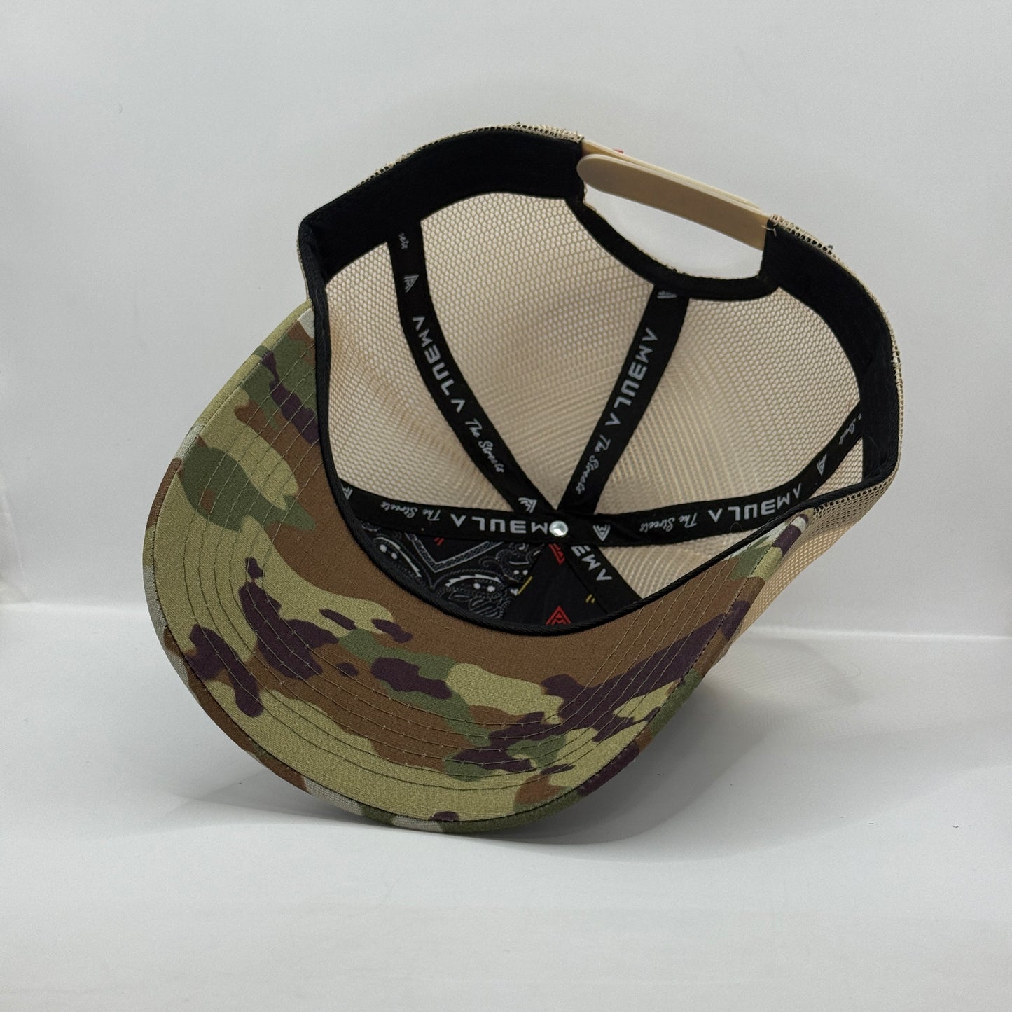 Gorra Trucker AMBULA - Edición "FE" (Negro, Camuflaje & Beige Desierto)