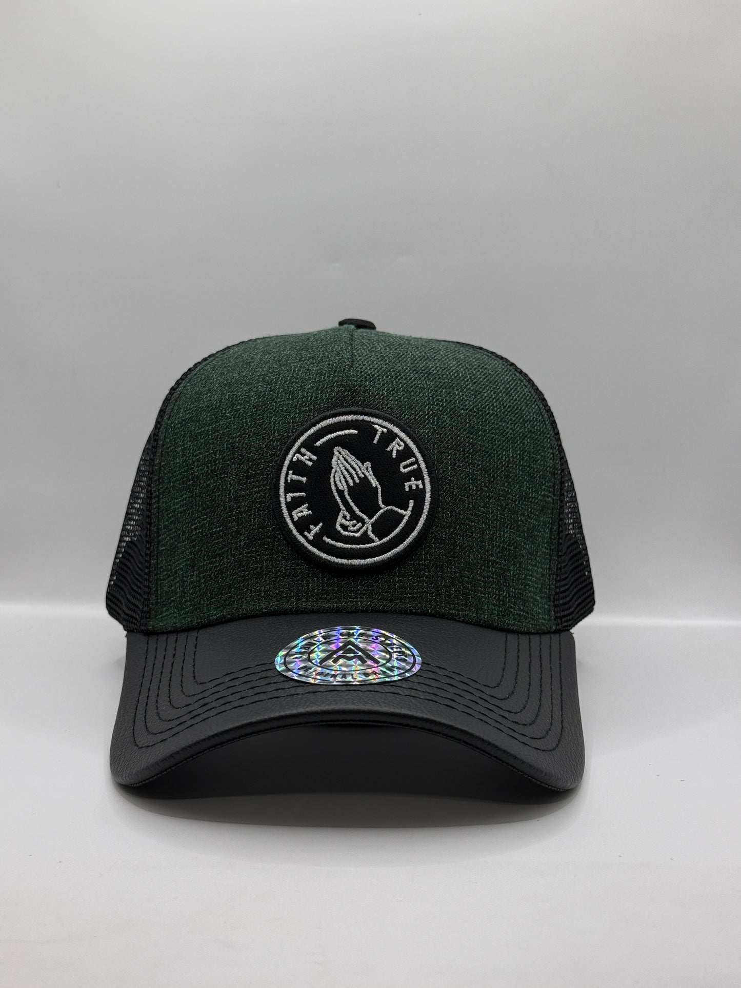 Gorra / Jockey AMBULA - Edición "TRUE FAITH" (Verde Musgo y Simil Cuero Negro)