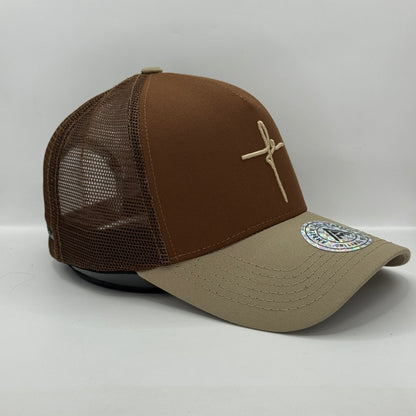 Gorra Trucker AMBULA - Edición "FE" (Marrón Oscuro & Beige)