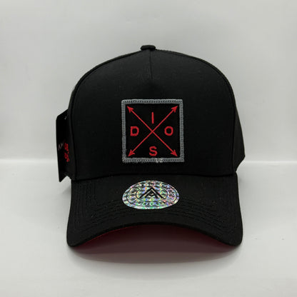 Gorra Snapback AMBULA - Edición "DIOS" (Negro Y Rojo)