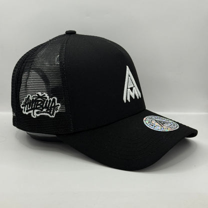 Gorra Trucker AMBULA - Edición "Logo Clásico" (Total Black)