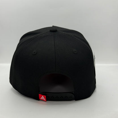 Gorra Snapback AMBULA - Edición "DIOS" (Negro Y Rojo)