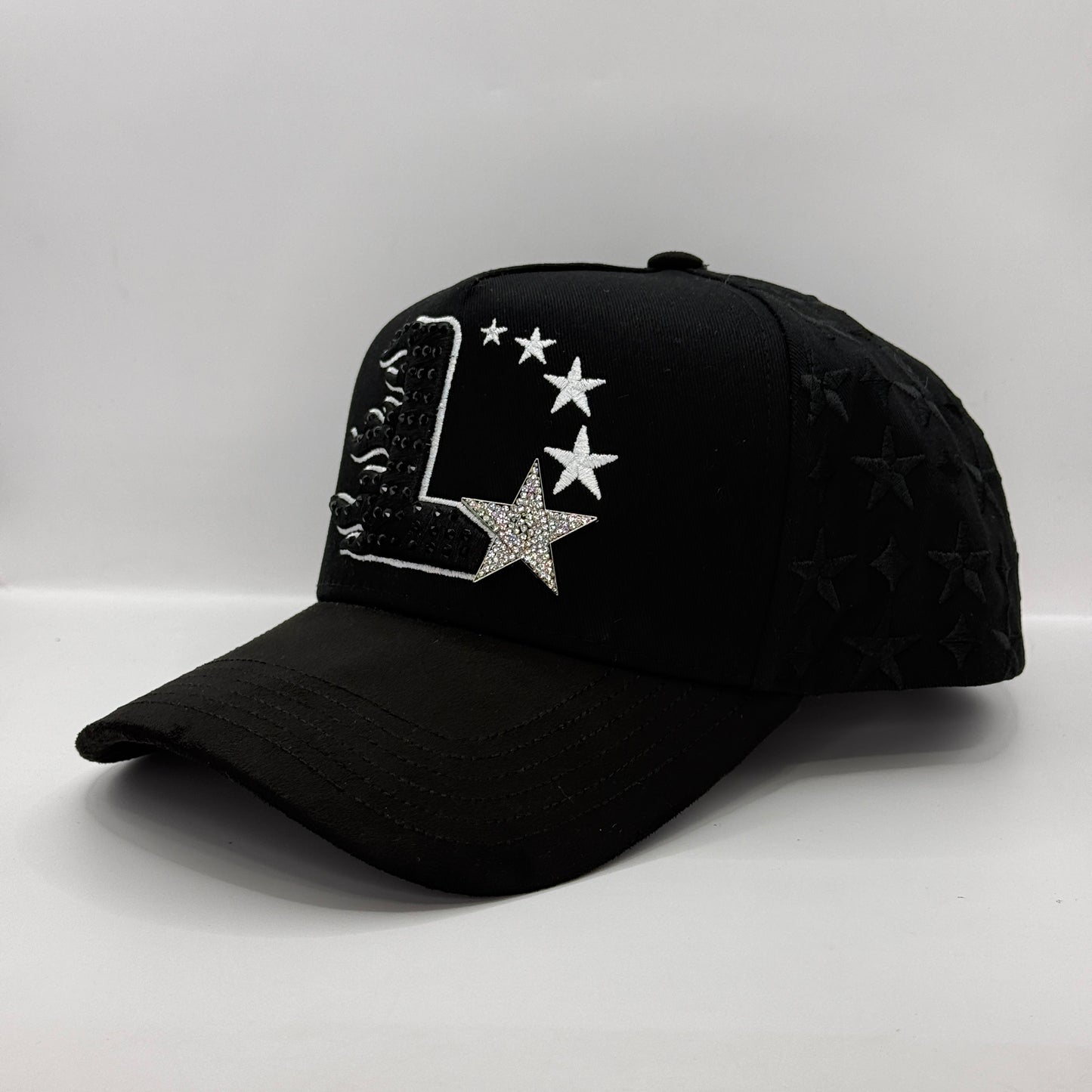 Gorra LUXUS - Drop N.3 "L-STAR" (Blackout Diamantes) ⭐