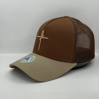 Gorra Trucker AMBULA - Edición "FE" (Marrón Oscuro & Beige)