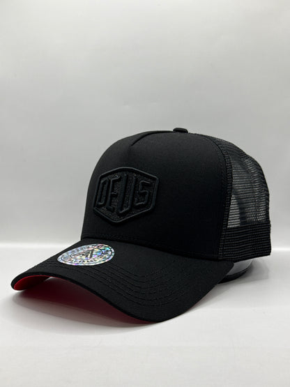 Gorra / Jockey AMBULA - Edición "DEUS Black Out" (Negro & Rojo)