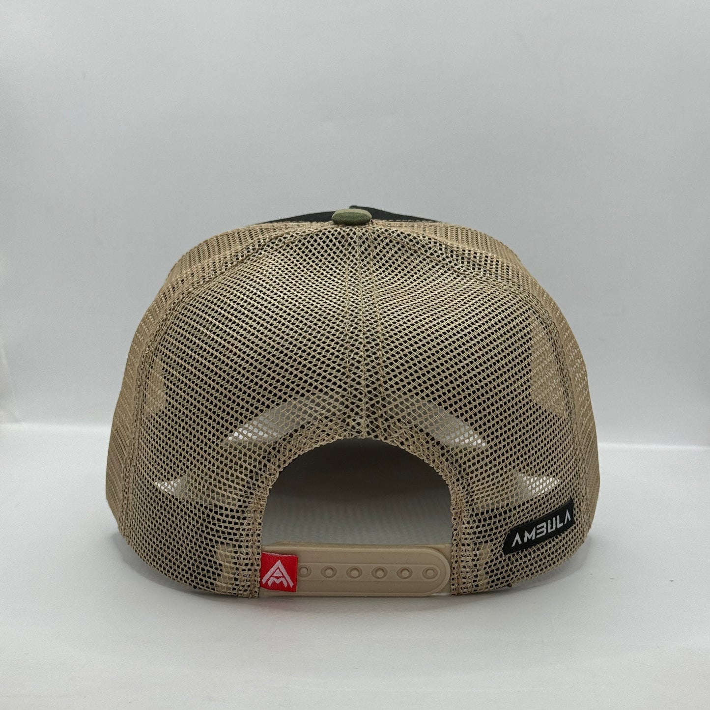 Gorra Trucker AMBULA - Edición "FE" (Negro, Camuflaje & Beige Desierto)