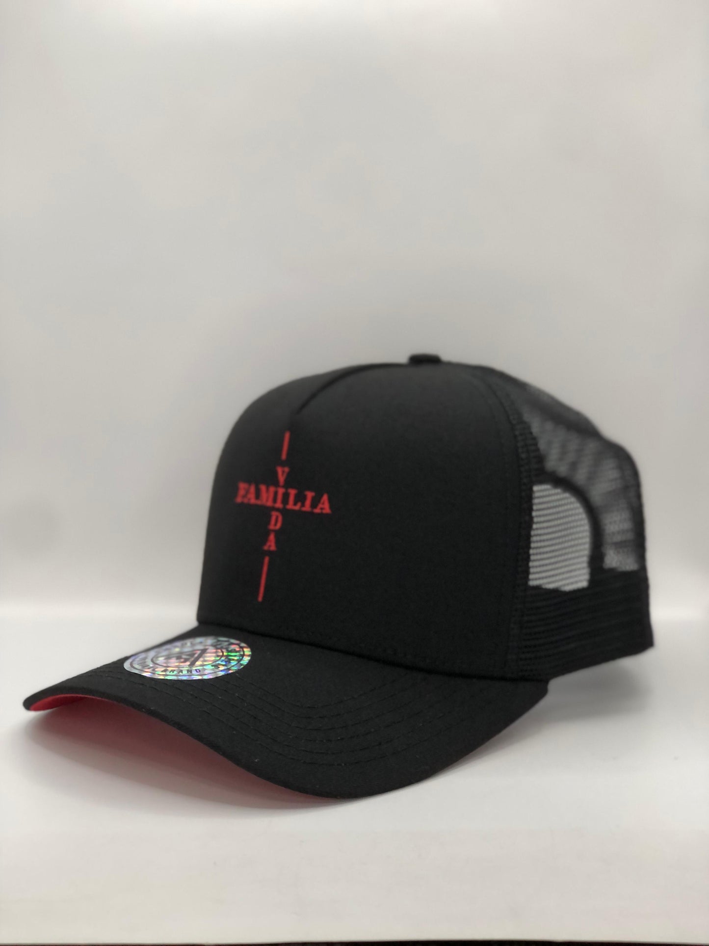 Gorra Jockey AMBULA - Edición "FAMILIA VIDA" (Negro & Rojo)