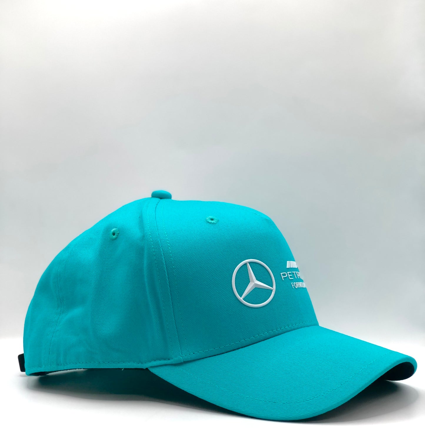 Gorra / Jockey Mercedes-AMG Petronas F1 Team - ¡La Velocidad en Tu Estilo!