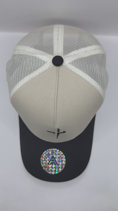 Gorra / Jockey AMBULA - Edición "CRUZ MINIMAL" (Beige & Negro)